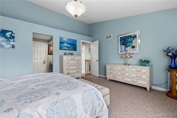 $369,000 | 5376 Village Station Circle, Clarence, NY 14221