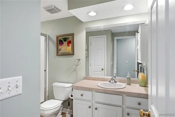 $369,000 | 5376 Village Station Circle, Clarence, NY 14221