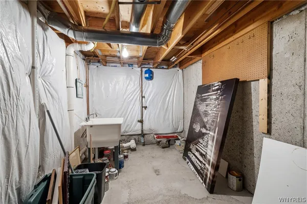 $369,000 | 5376 Village Station Circle, Clarence, NY 14221