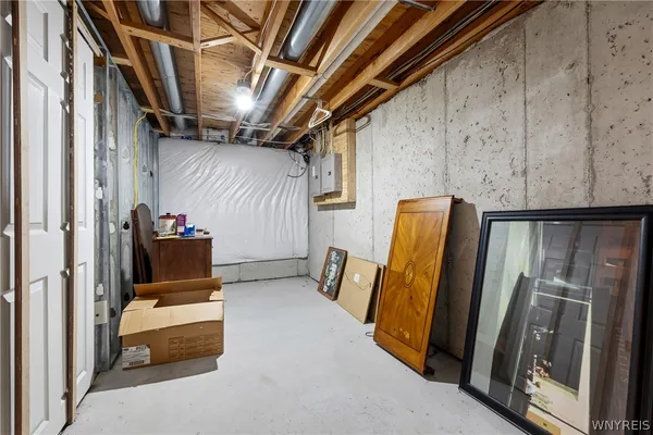 $369,000 | 5376 Village Station Circle, Clarence, NY 14221