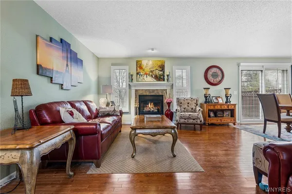 $369,000 | 5376 Village Station Circle, Clarence, NY 14221