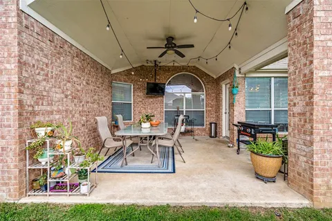 $375,000 | 6725 Hayling Way, Denton, TX 76210