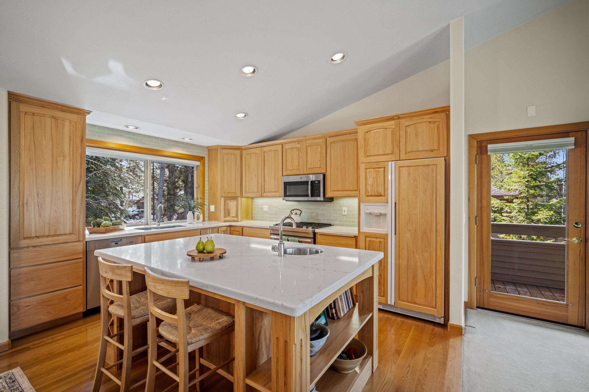 17948 Shadow Lane, Unit 7 Sunriver, OR 97707 - Photo 26 of 92 26-web-or-mls-7 Shadow Lane-26