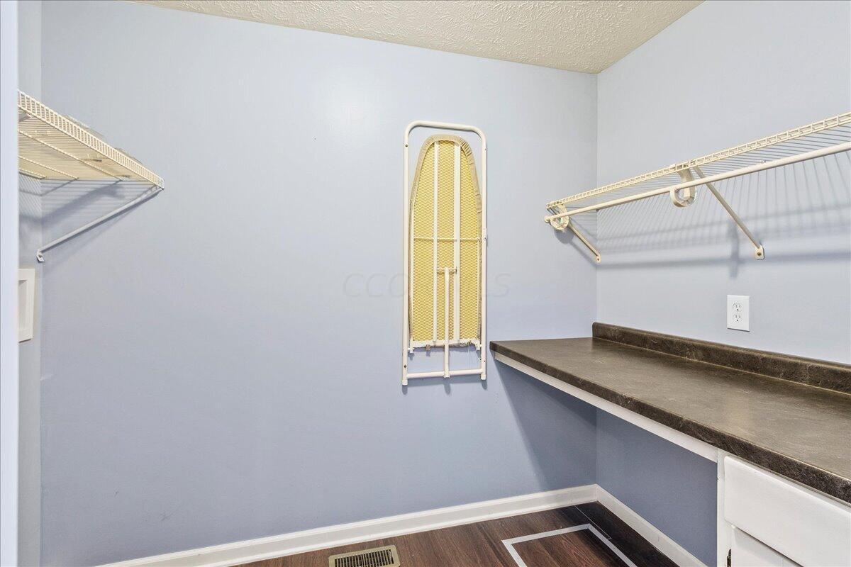 3165 Tamarack Avenue Springfield, OH 45502 - Photo 13 of 46 13-IMG_5235
