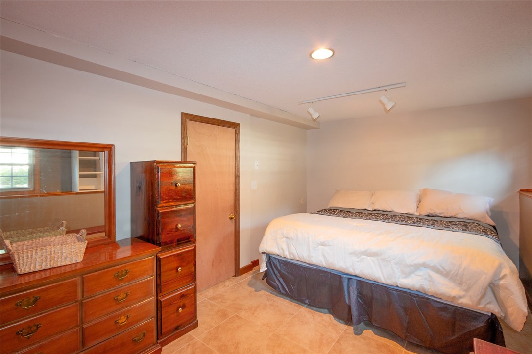21 Robin Way Westerly, RI 02891 - Photo 21 of 33