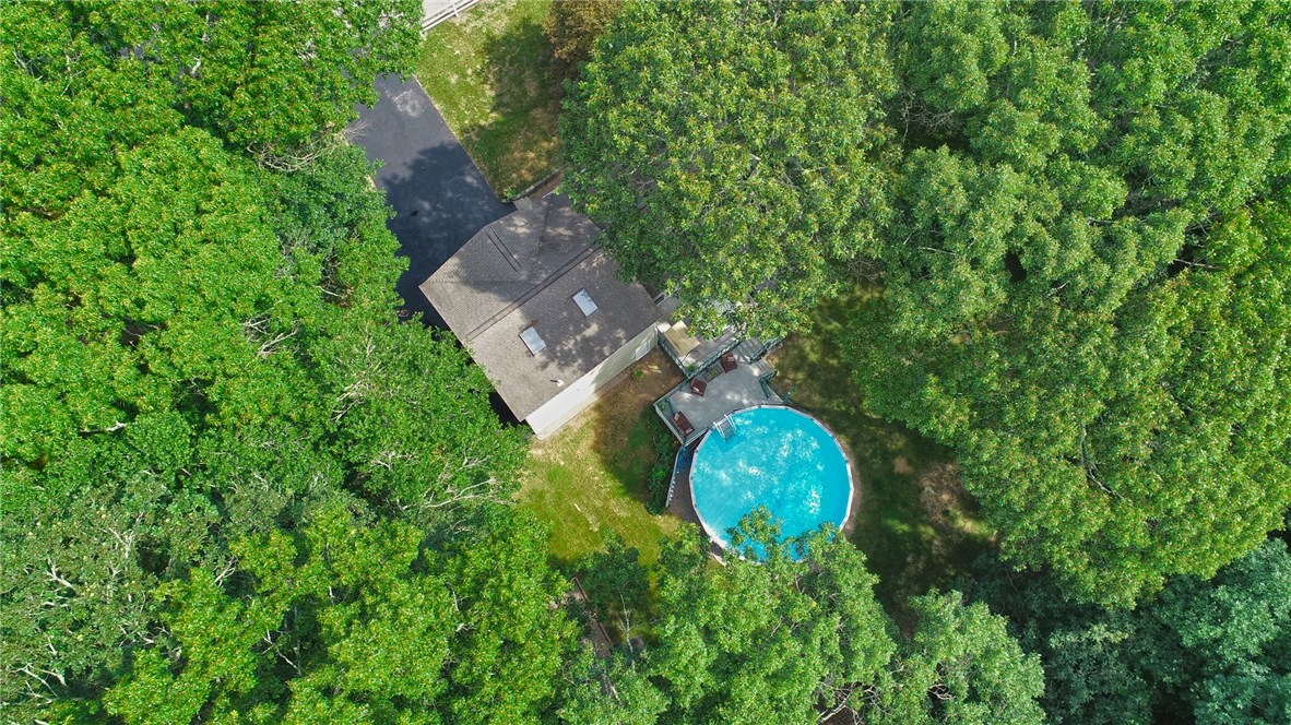 21 Robin Way Westerly, RI 02891 - Photo 30 of 33