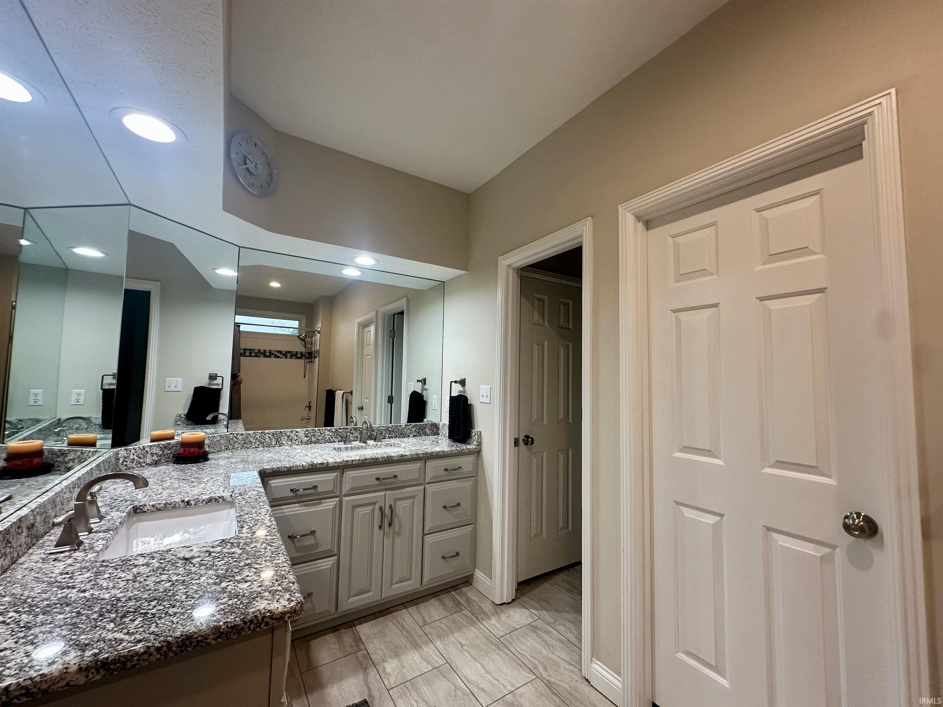 9103 Front 9 Drive Bloomington, IN 47401 - Photo 19 of 32