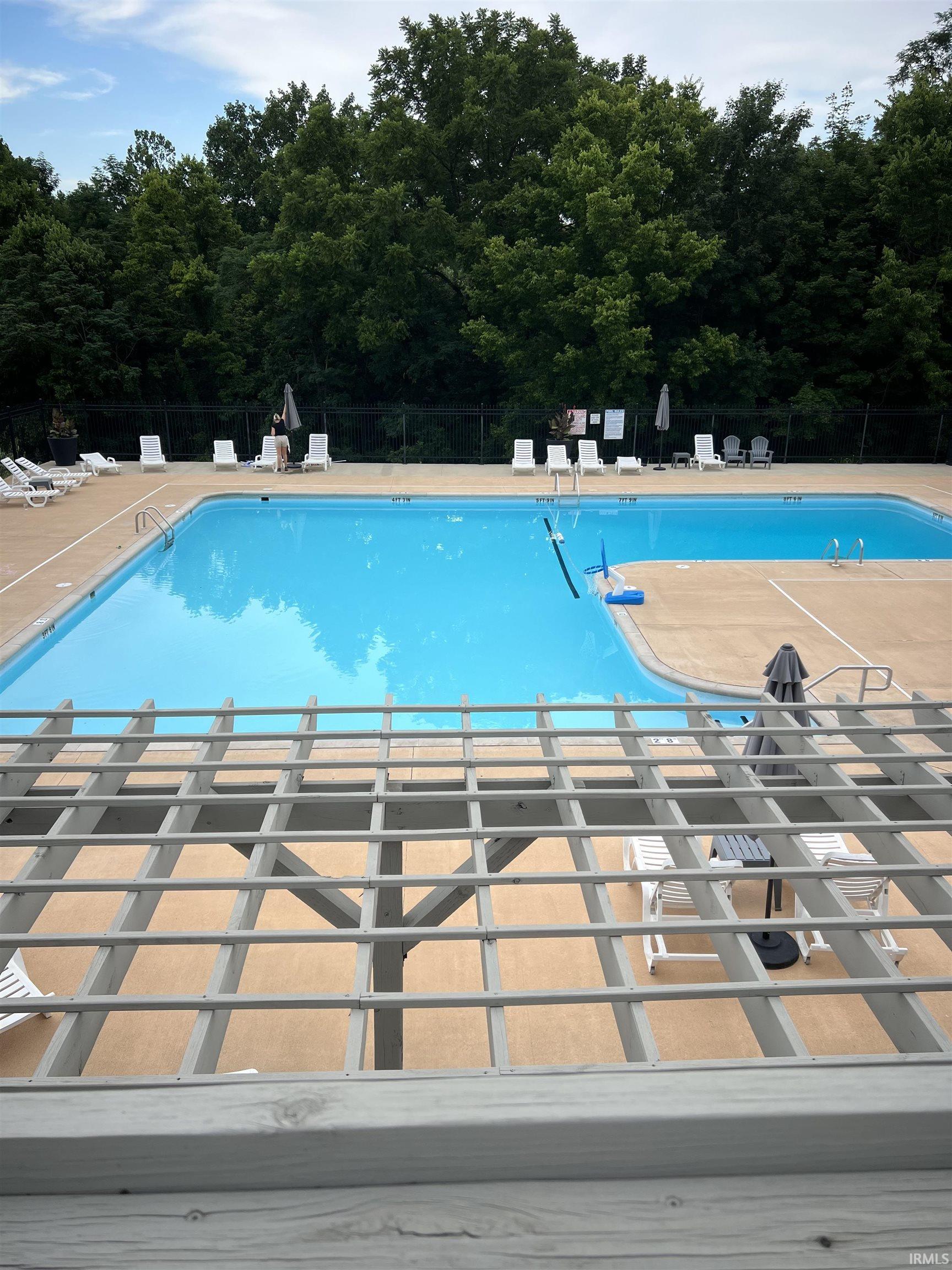 9103 Front 9 Drive Bloomington, IN 47401 - Photo 30 of 32