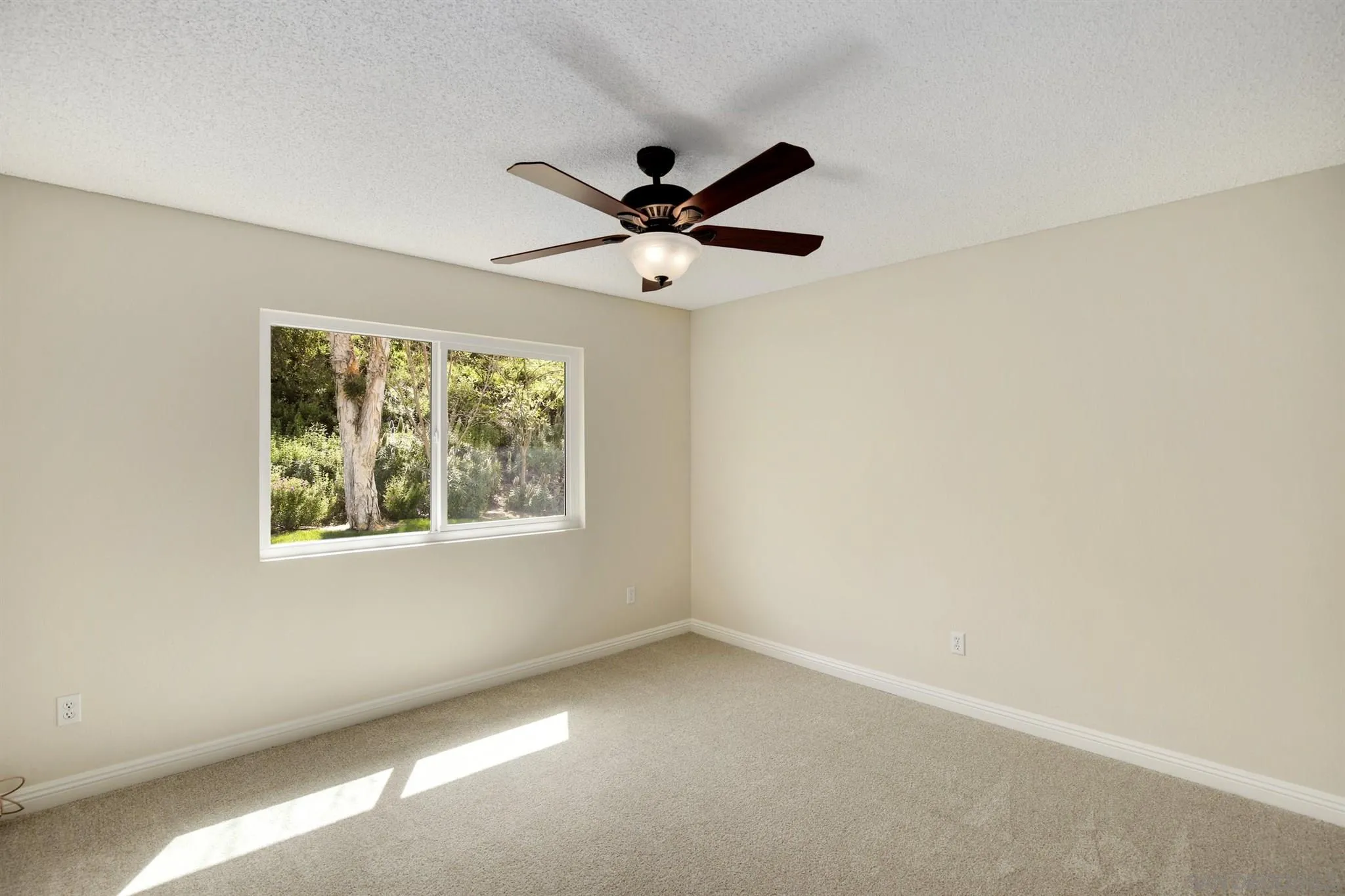4337 Dowitcher Way Oceanside, CA 92057 - Photo 19 of 30 Gallery Image 19