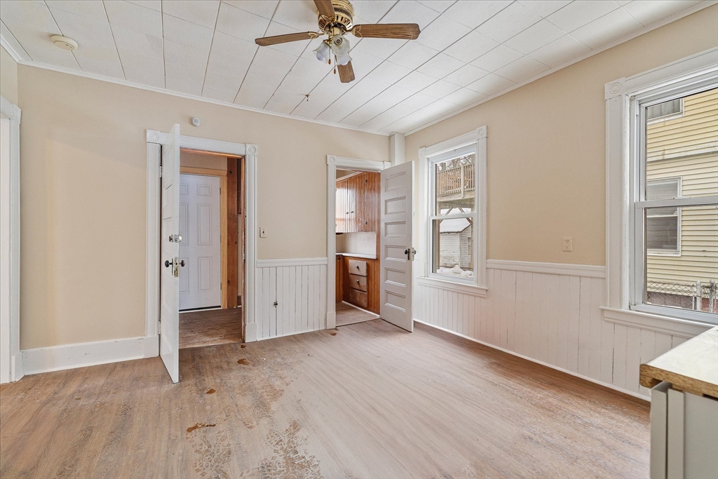 189-191 Northampton Avenue Springfield, MA 01109 - Photo 3 of 39 a view of an empty room with a window