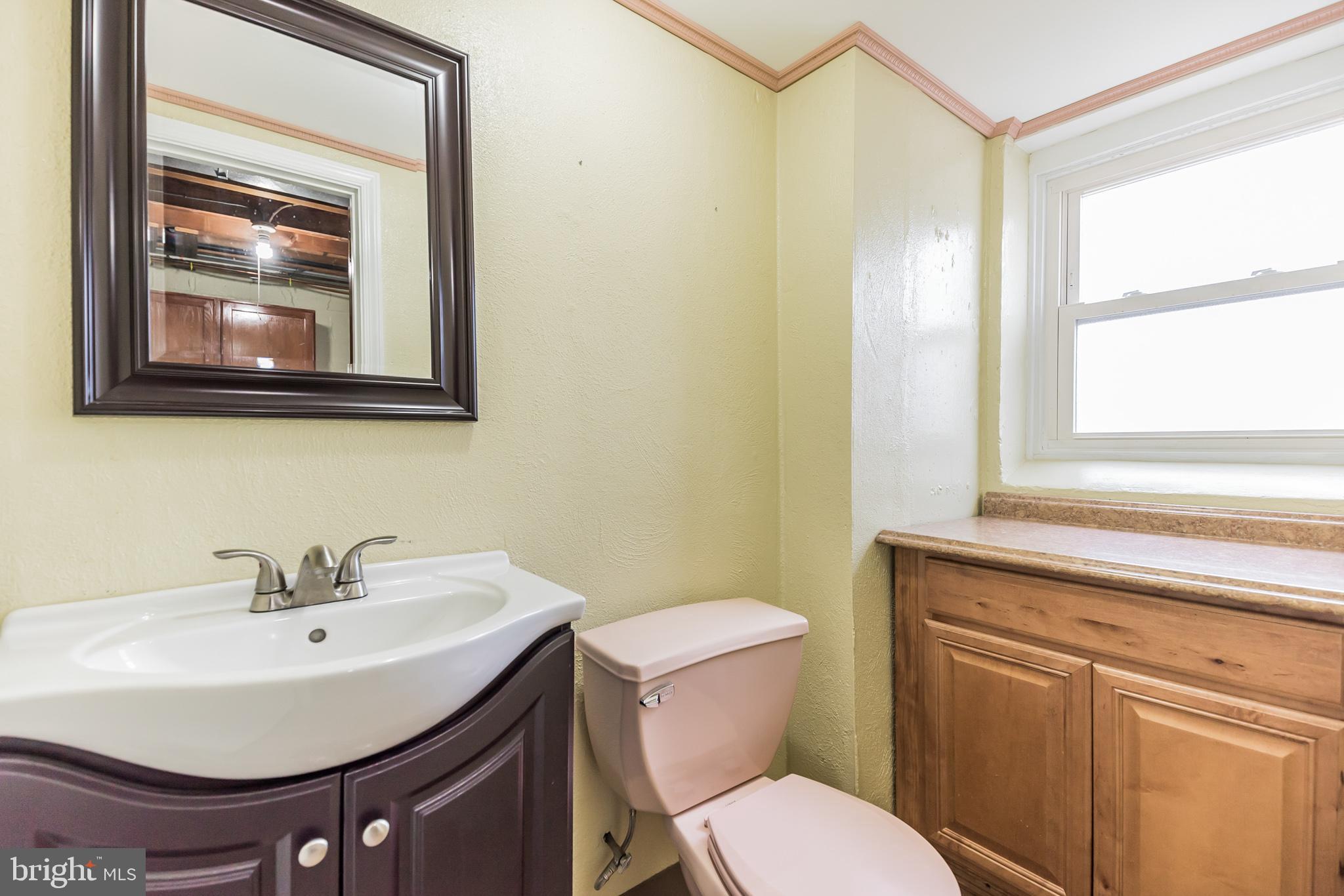1841 Edmund Road Abington, PA 19001 - Photo 13 of 26 Hall bathroom