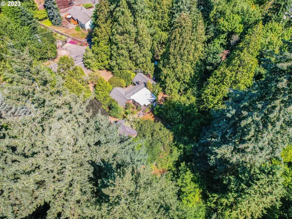 $699,900 | 2440 Southeast Regner Road, Gresham, OR 97080