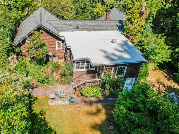 $699,900 | 2440 Southeast Regner Road, Gresham, OR 97080