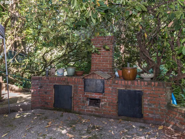 $699,900 | 2440 Southeast Regner Road, Gresham, OR 97080