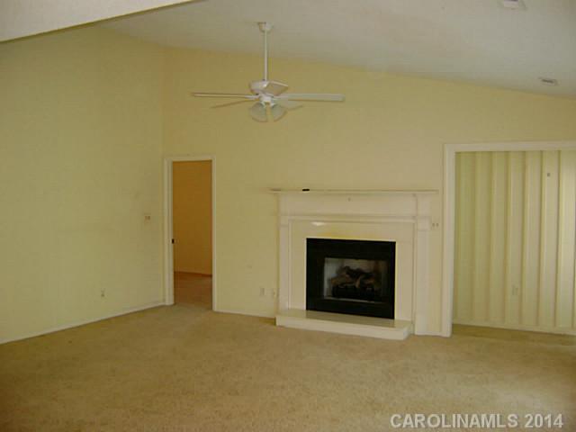 1752 Ridgeview Court Rock Hill, SC 29732 - Photo 3 of 13 Gallery Image 3