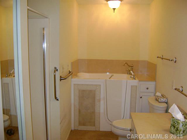 1752 Ridgeview Court Rock Hill, SC 29732 - Photo 5 of 13 Gallery Image 5