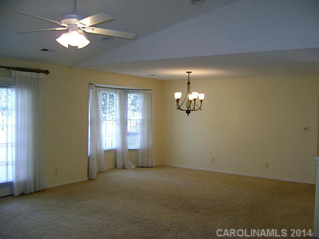 1752 Ridgeview Court Rock Hill, SC 29732 - Photo 8 of 13 Gallery Image 8