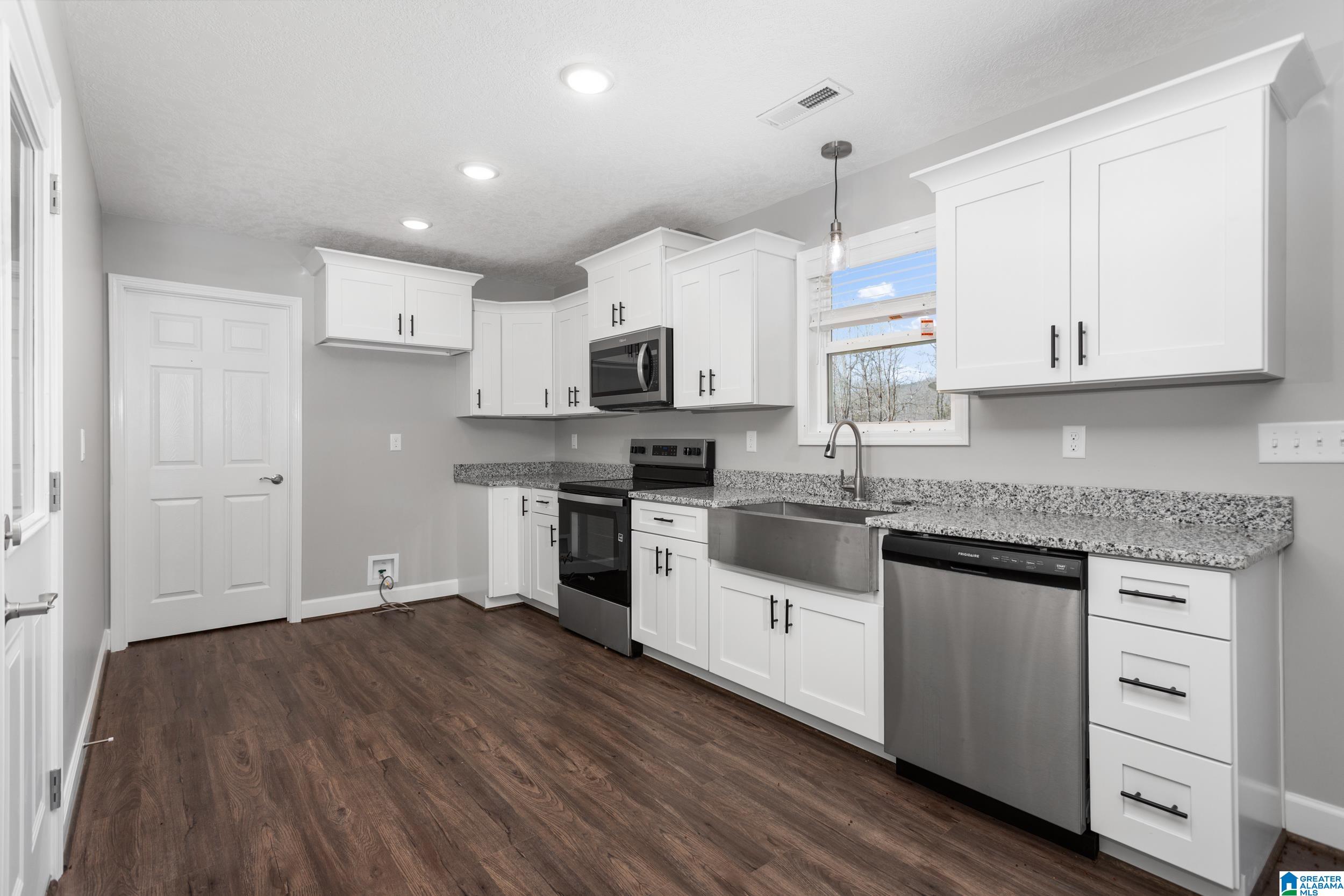 8215 Boiling Springs Road Ohatchee, AL 36271 - Photo 10 of 36