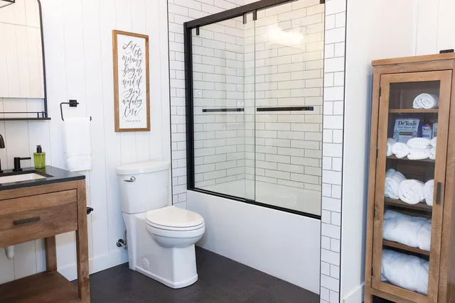 $895,000 | 15509 West Munson Lane, Detroit Lakes, MN 56501