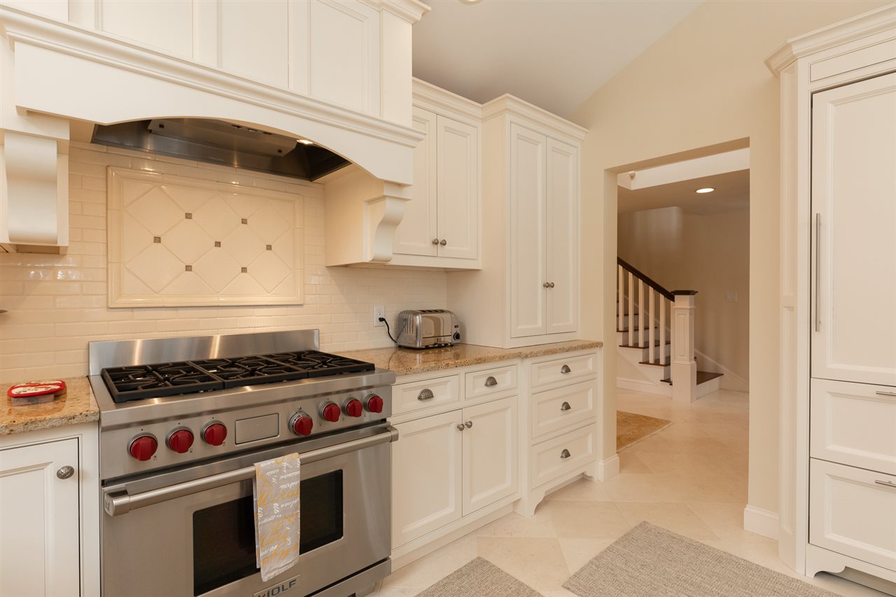 12 Old Bay Road New Castle, NH 03854 - Photo 14 of 40 Gallery Image 14