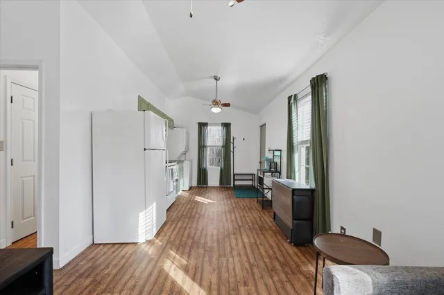 $179,385 | 831 Neighborhood Road, Wellford, SC 29385