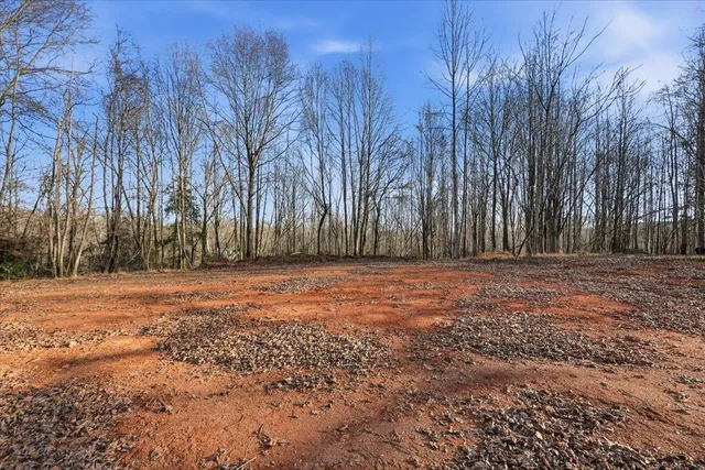 $179,385 | 831 Neighborhood Road, Wellford, SC 29385