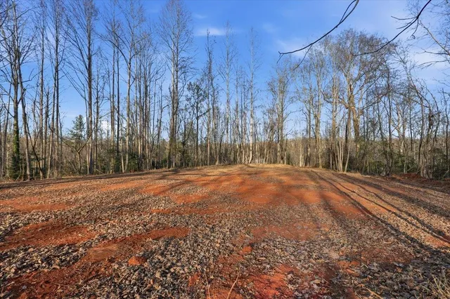 $179,385 | 831 Neighborhood Road, Wellford, SC 29385
