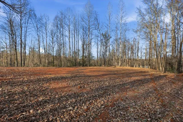 $179,385 | 831 Neighborhood Road, Wellford, SC 29385
