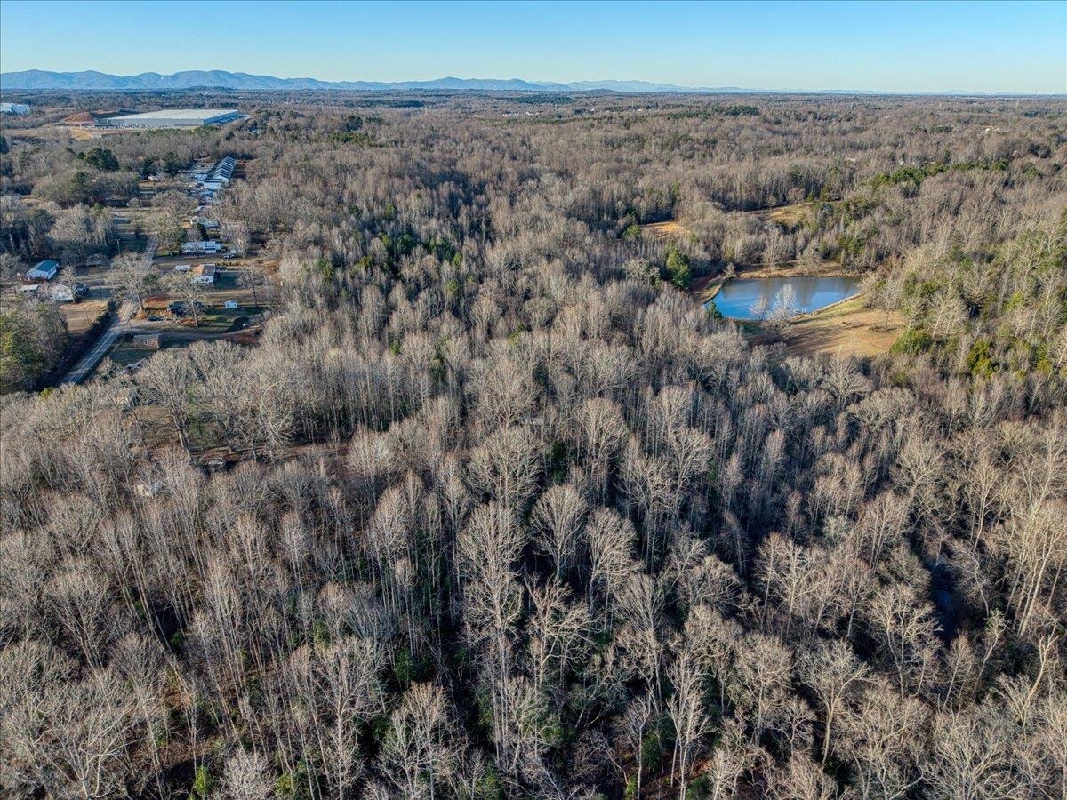 831 Neighborhood Road Wellford, SC 29385 - Photo 33 of 35