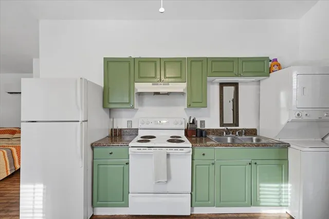 $179,385 | 831 Neighborhood Road, Wellford, SC 29385