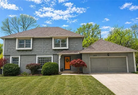 $525,000 | 9730 Roe Avenue, Overland Park, KS 66207