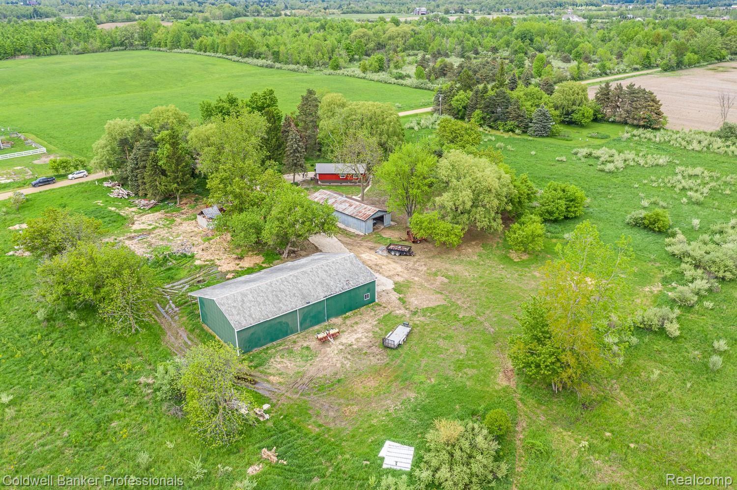 7710 Abbott Road Imlay City, MI 48444 - Photo 33 of 40 7710 Abbott Rd (12 of 40).jpg