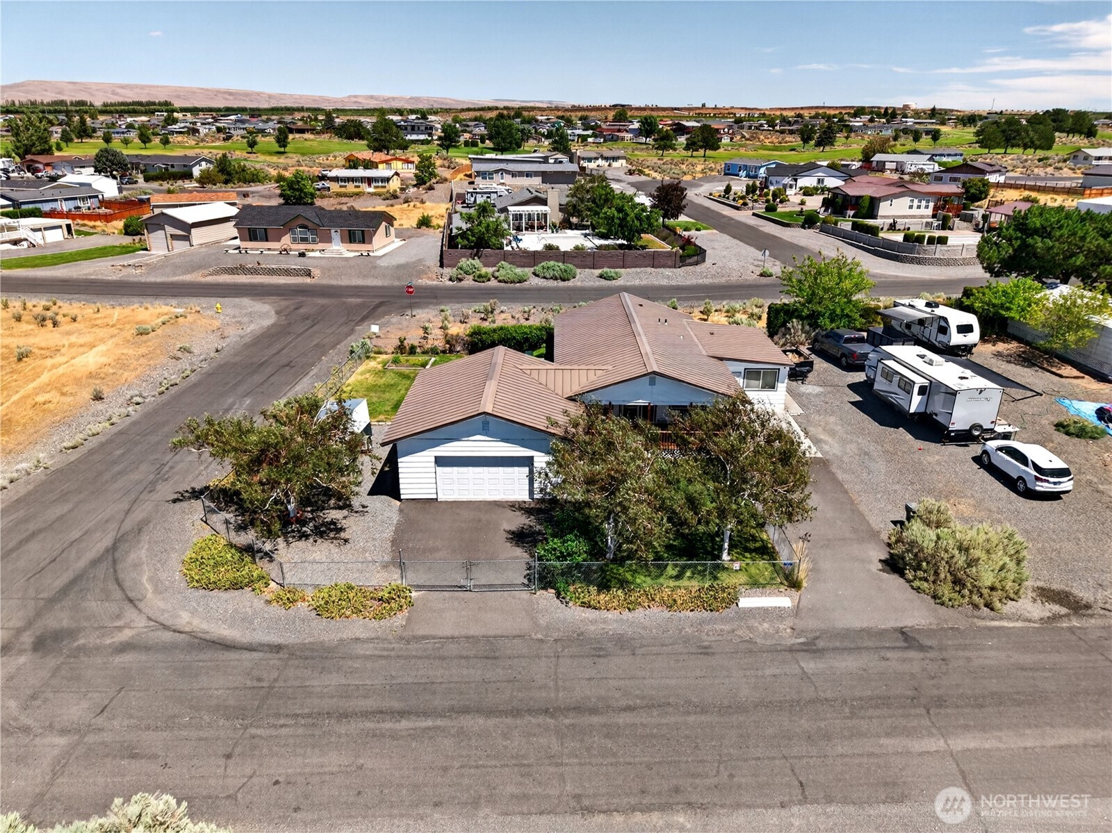 301 Arrowhead Place Southwest Mattawa, WA 99349 - Photo 33 of 36