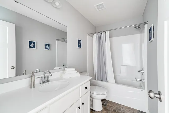 $419,900 | 808 Fox River Road, Somerset, WI 54025