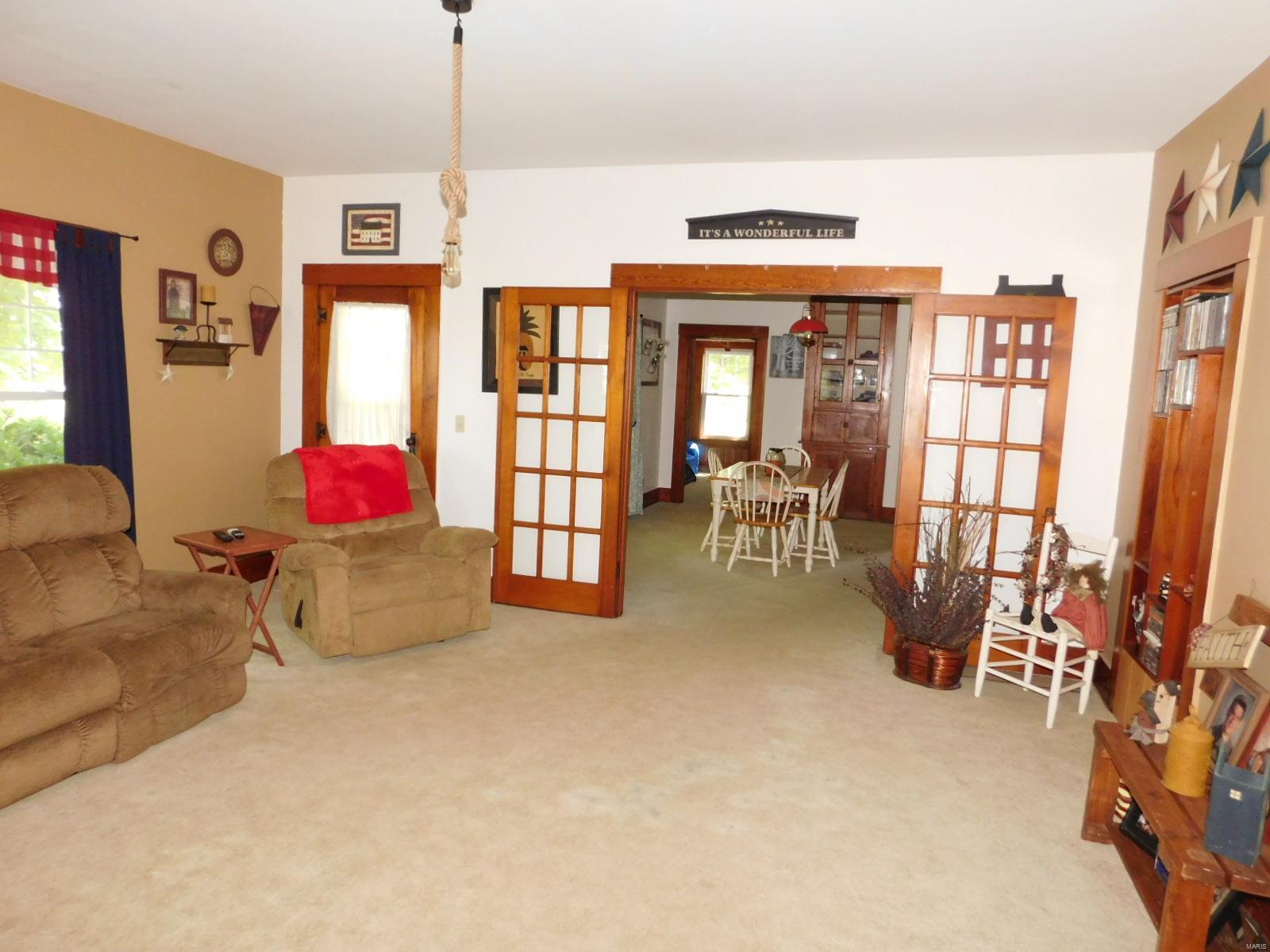 10120 Coffeen Road Hillsboro, IL 62049 - Photo 8 of 33 Gallery Image 8