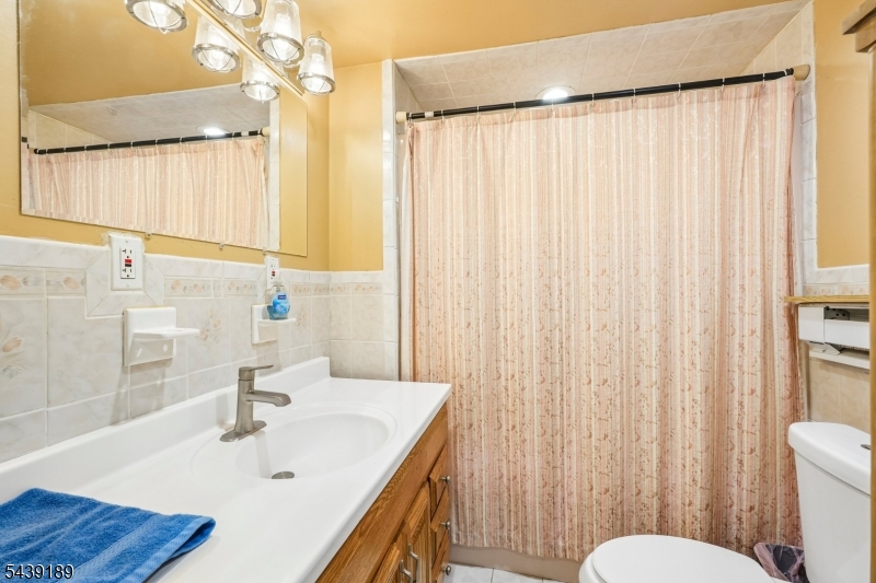 52 North Road Wayne, NJ 07470 - Photo 23 of 33 Gallery Image 23