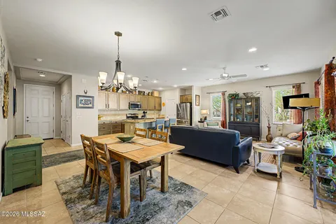 $330,000 | 1762 Burning Hill Drive, Green Valley, AZ 85614