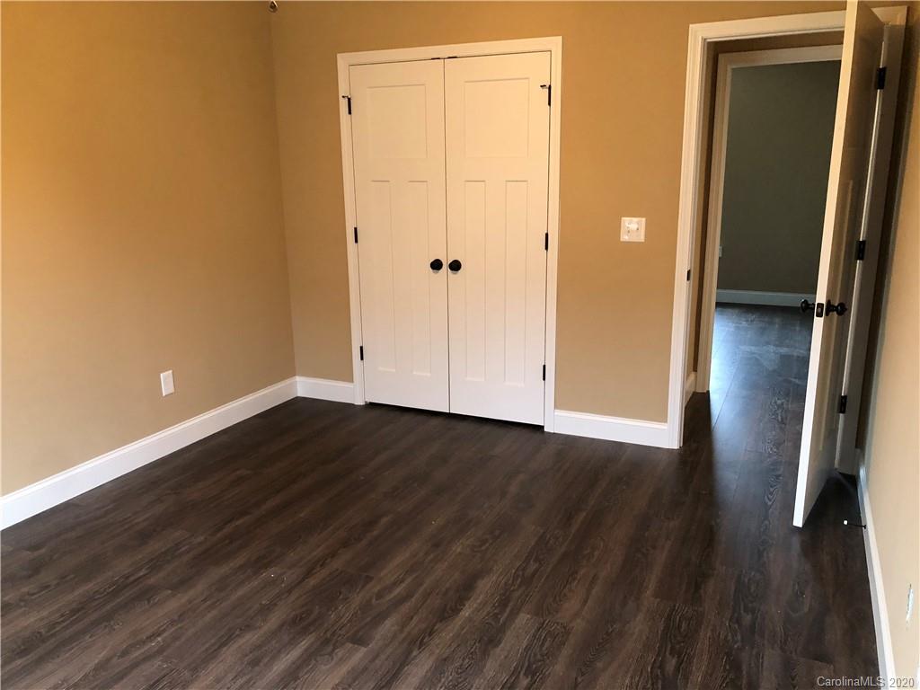 296 Eagle Creek Road Clover, SC 29710 - Photo 14 of 22 Gallery Image 14
