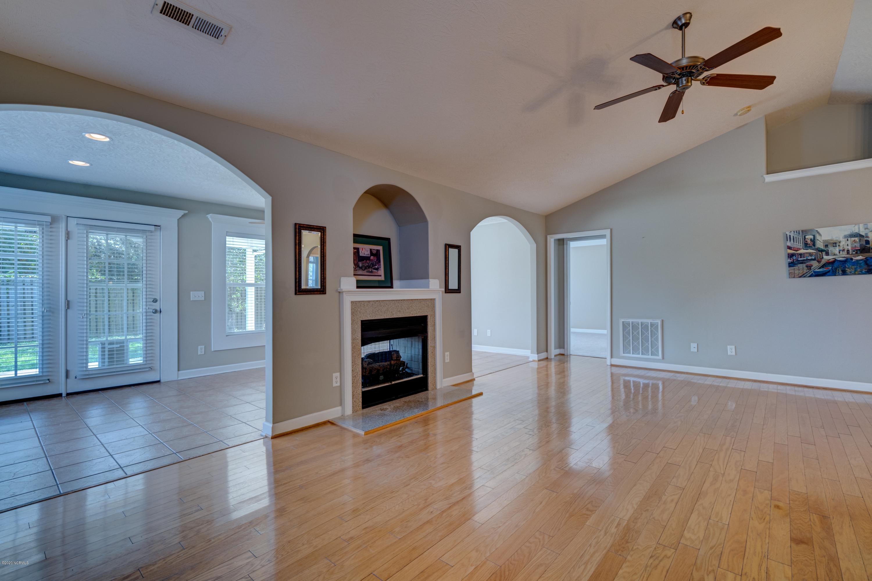 692 Rivage Promenade Wilmington, NC 28412 - Photo 13 of 56 692RivagePromenadeFinal-8