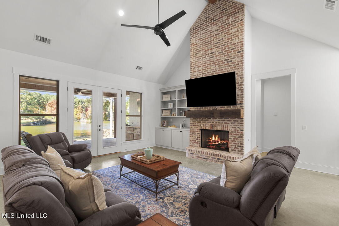 136 Trails End Flora Ms 39071 Flora, MS 39071 - Photo 4 of 55 E6243033-92A1-41DD-892E-9D910944C206_1_1