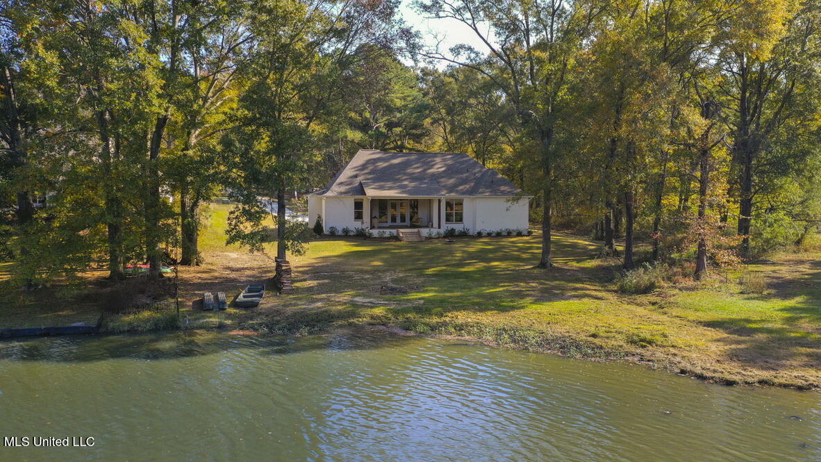 136 Trails End Flora Ms 39071 Flora, MS 39071 - Photo 45 of 55 043BB748-5E71-4A62-8D3F-B568F8610760_1_1