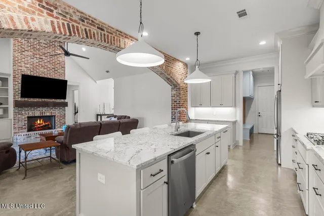 $675,000 | 136 Trails End Flora Ms 39071, Flora, MS 39071