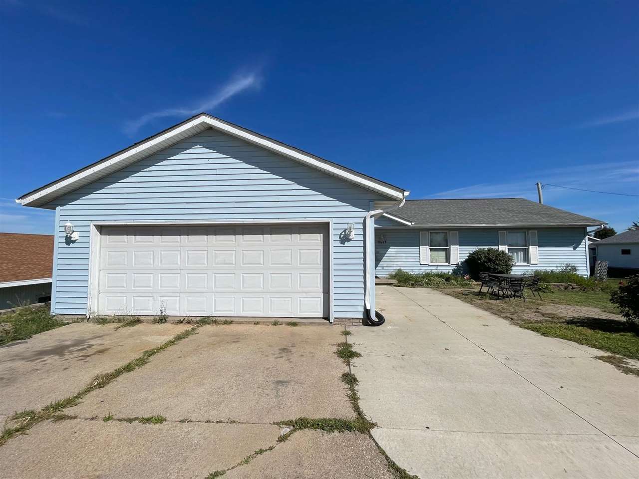 3221 Edgewood Road Southwest Cedar Rapids, IA 52404 - Photo 1 of 31 Gallery Image 1