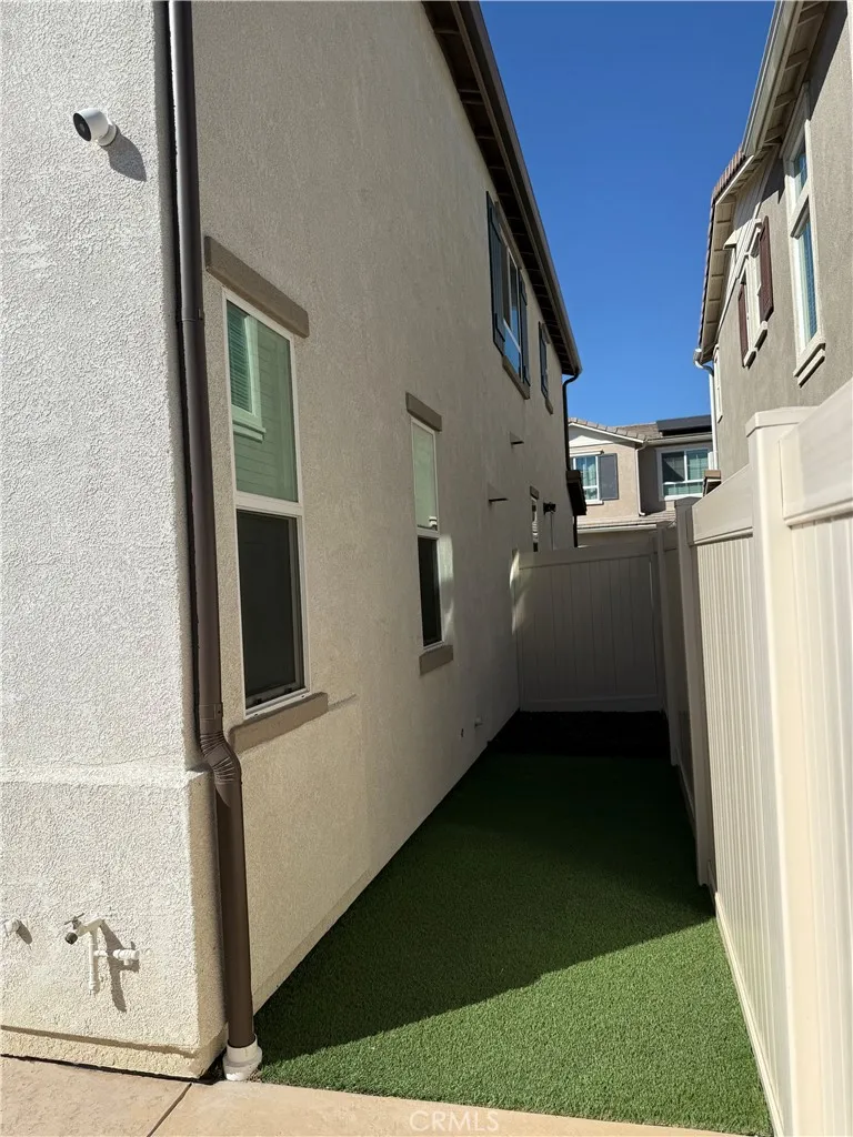 9504 North Corterra Panorama City, CA 91402 - Photo 23 of 24 a view of an entryway