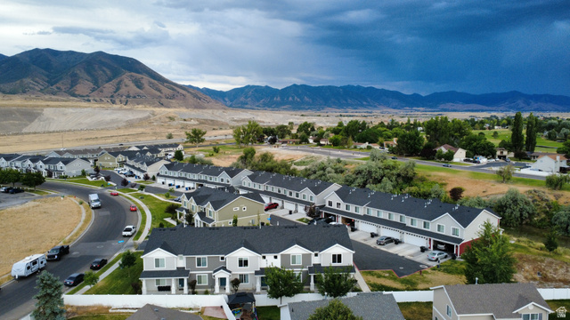 562 Hal Street, Unit 152 Tooele, UT 84074 - Photo 38 of 44 Contemporary townhomes with mountain backdrop