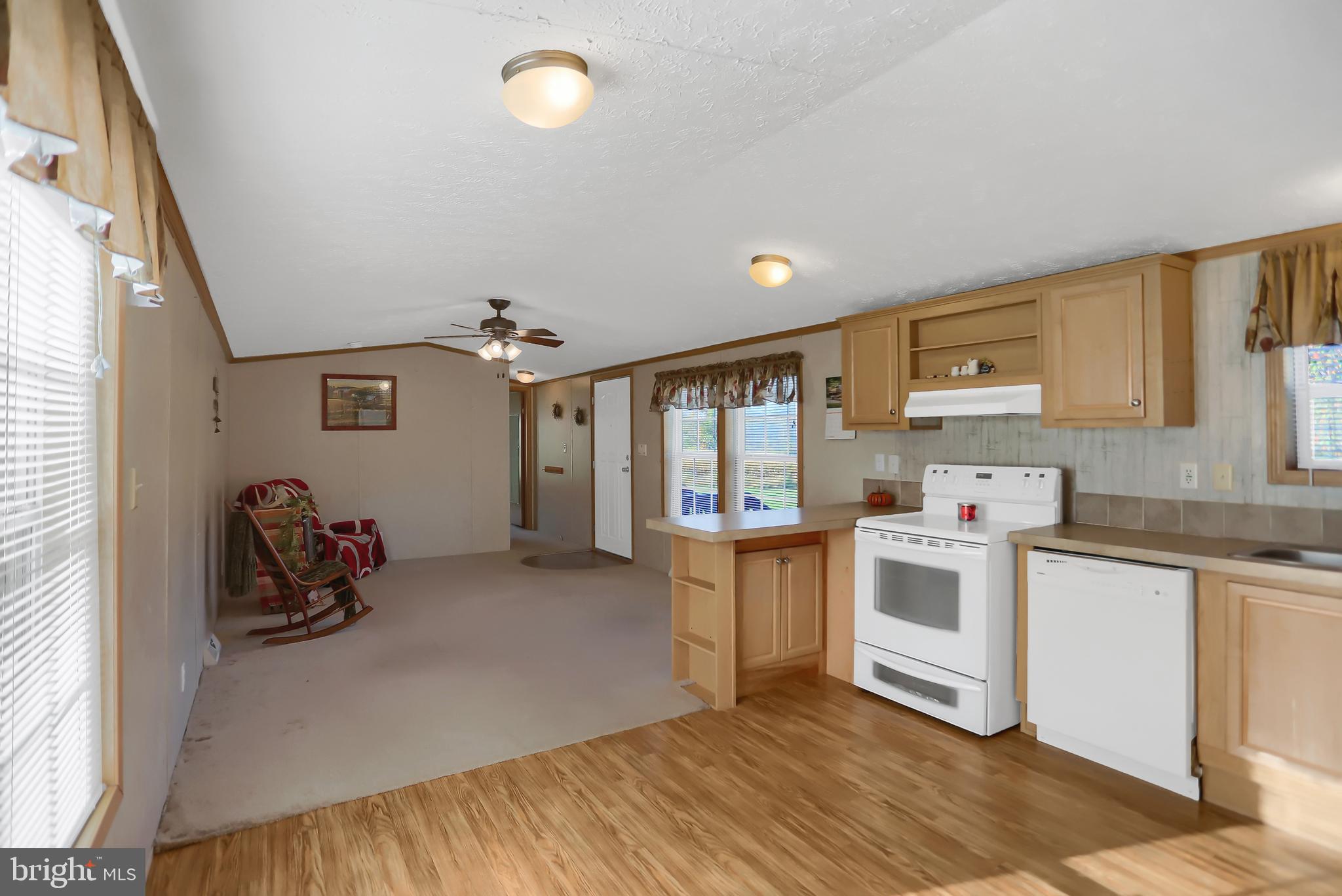 6427 Raccoon Valley Road Millerstown, PA 17062 - Photo 5 of 47 Gallery Image 5