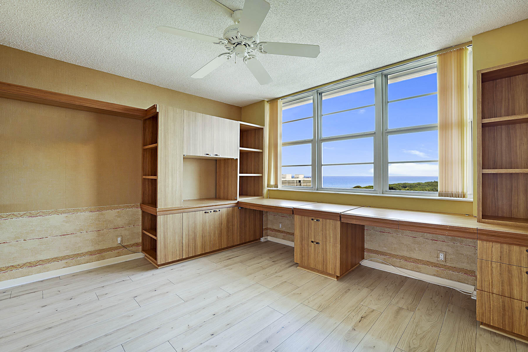 2121 North Ocean Boulevard, Unit 1201E Boca Raton, FL 33431 - Photo 29 of 62 Guest Bedroom