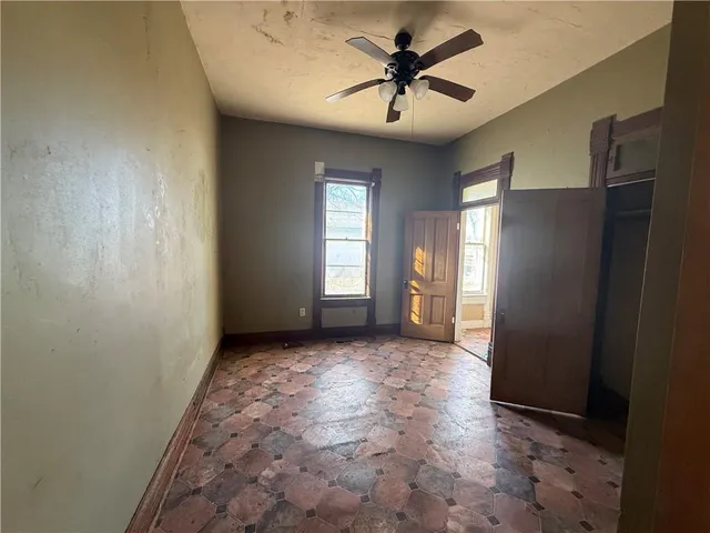 $49,900 | 309 West Samuel Street, Hamilton, MO 64644