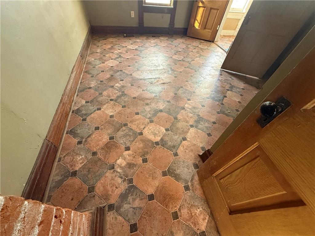 309 West Samuel Street Hamilton, MO 64644 - Photo 15 of 32