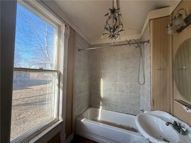 $49,900 | 309 West Samuel Street, Hamilton, MO 64644